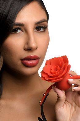 Силіконовий кляп з трояндою Master Series: Blossom Silicone Rose Gag &ndash; Red SO8801 фото